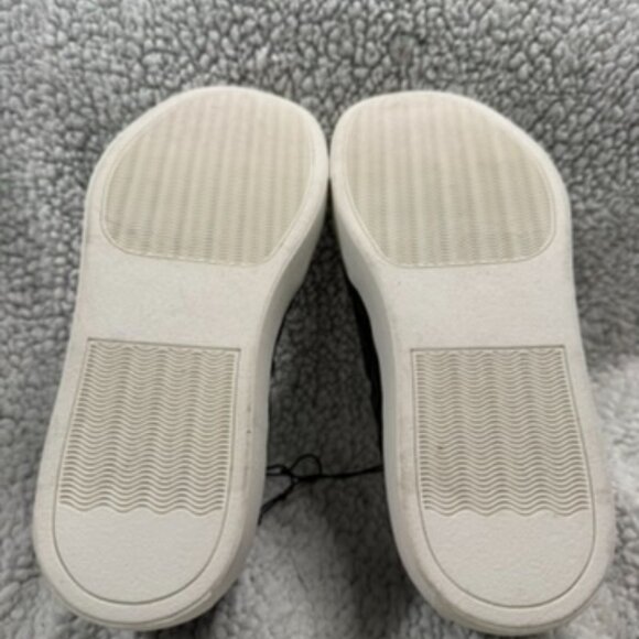 Torrid Black Quilted Slip-On Sneaker (WW) - Picture 5 of 5